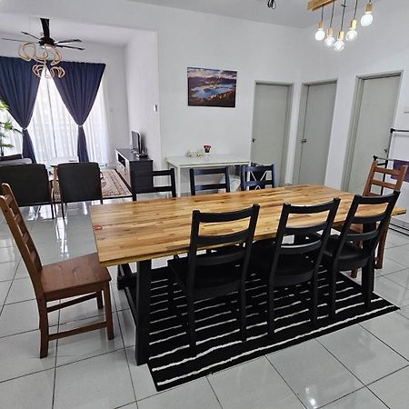 Faliza Adelia Residence Kajang Exterior photo